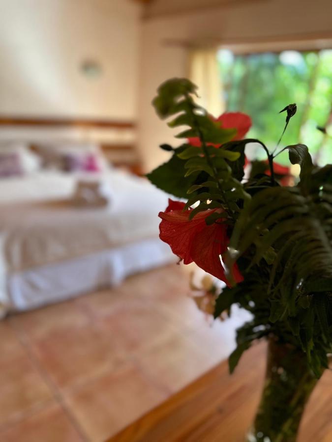 Hotel Ohiro Hanga Roa Eksteriør billede